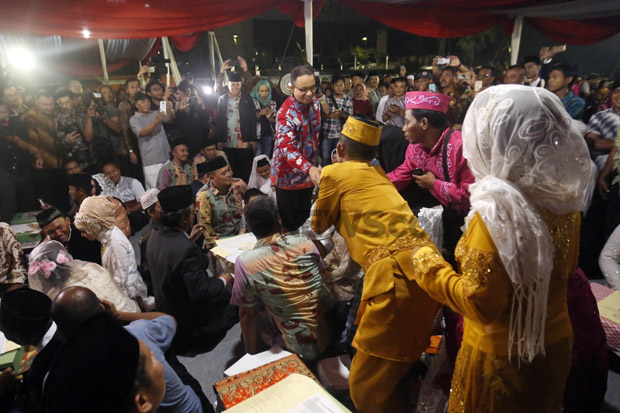 Hadiri Nikah Massal,...