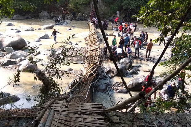 Ketua DPRD Bogor Minta...