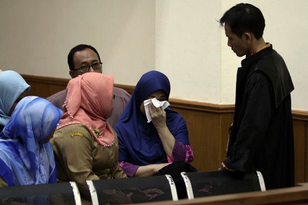 Dituntut 7 Tahun Penjara,...