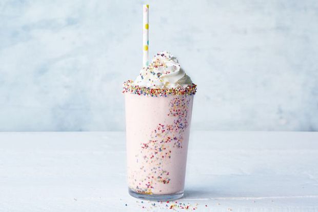 Rasakan Segarnya Milkshake...
