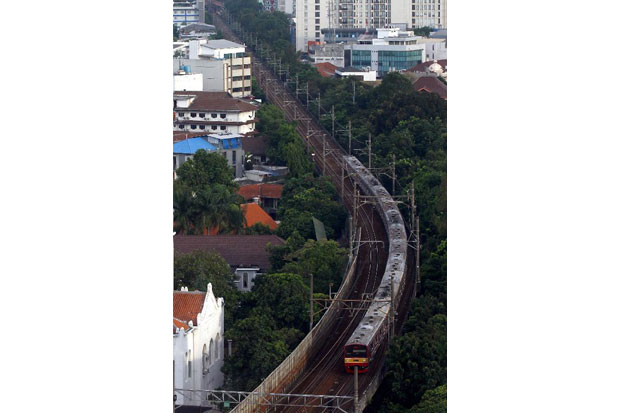 2018, Penumpang KRL...