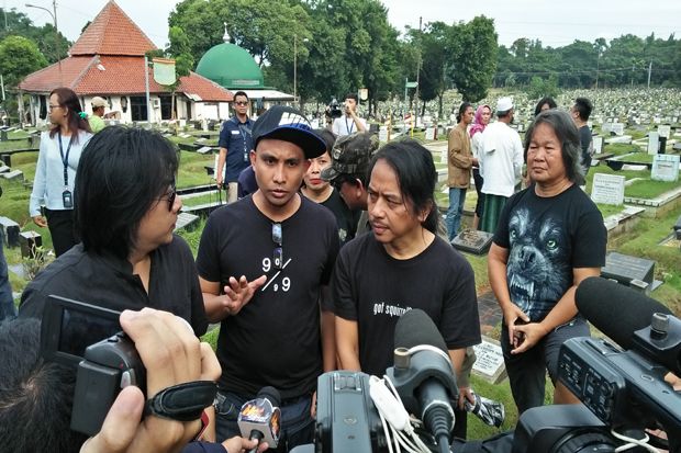 Sosok Om Yon Koeswoyo...