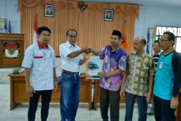 Verifikasi Faktual,...