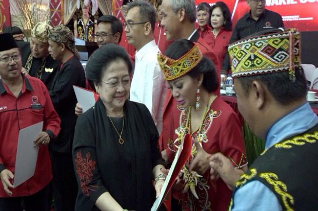 PDIP Usung Karolin-Gidot...