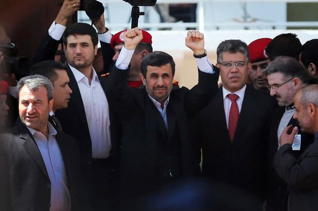 Eks Presiden Iran Ahmadinejad...