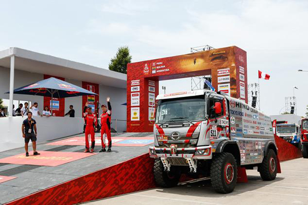 Hino Turunkan Truk New...