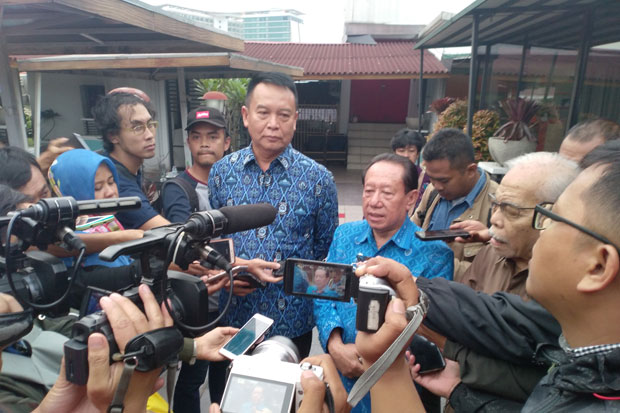 Maju Pilgub Jabar, Tubagus...
