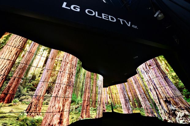 Ratusan TV OLED Berkekuatan...