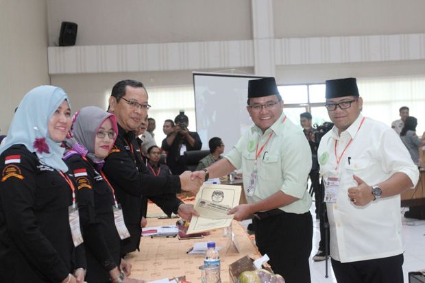 Diusung 3 Partai Besar,...