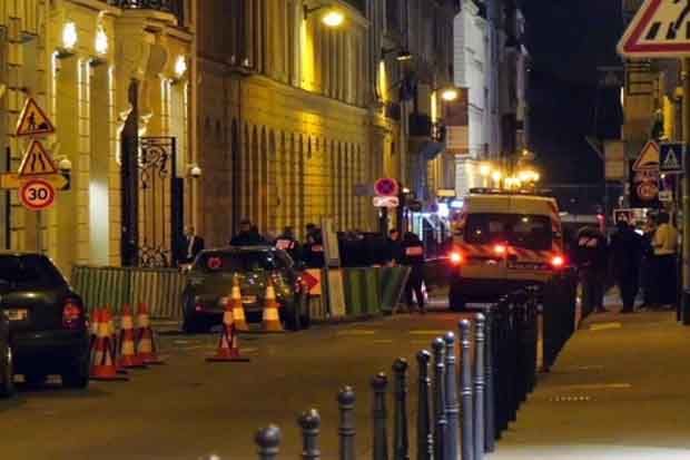Perampok di Paris Gasak...