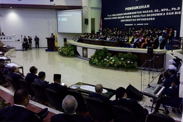 Jadi Guru Besar Undip,...