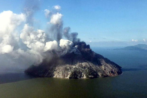 Gunung Berapi di Papua...