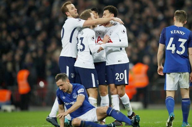Everton Tak Berdaya...