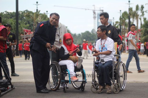 Undakan di Bagian Depan...