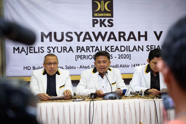 PKS Siapkan Sembilan...