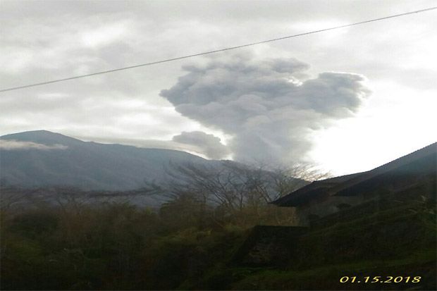 Gunung Agung Kembali...