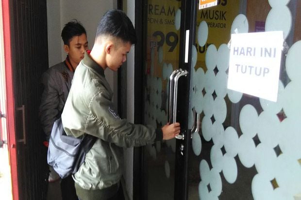 Perampok Gasak Gerai...