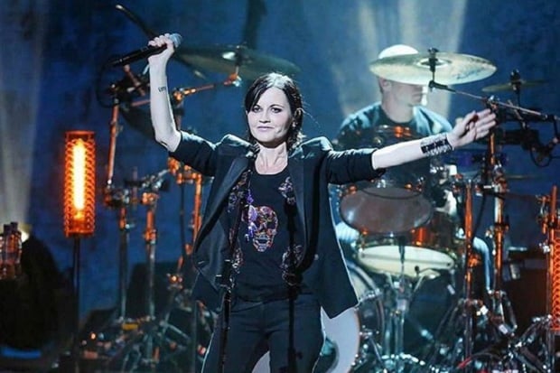 Personel The Cranberries...