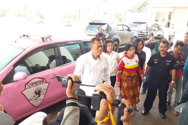 Melahirkan Tanpa Suami,...