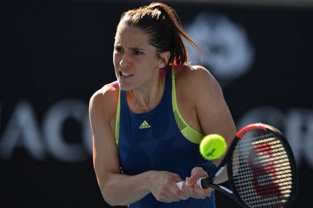 Bekuk Kvitova, Petkovic...