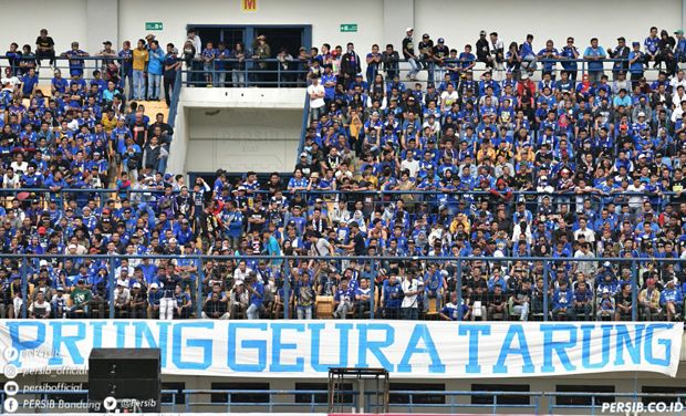 Susunan Pemain Persib...