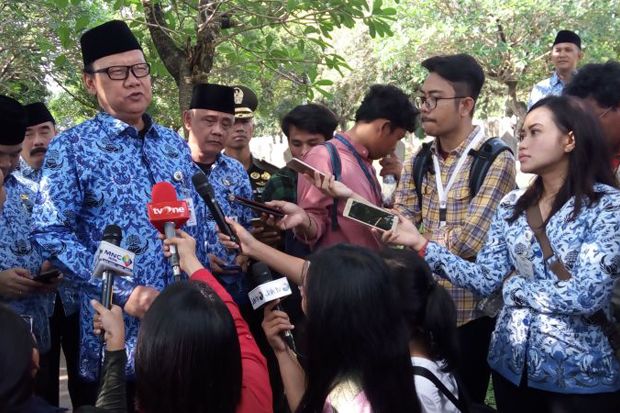 Mendagri Sebut Penonaktifan...