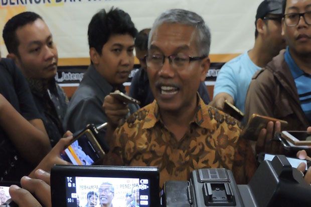 KPU Tolak Foto Hasil...