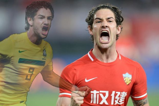Pato Ngebet Ingin Bela...