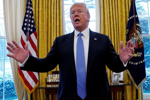 Trump Tuding Rusia Bantu...