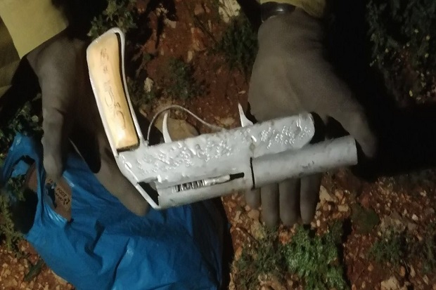 Pakai Pistol Buatan...