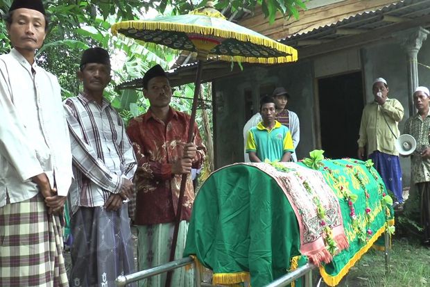 Pesta Miras Oplosan,...