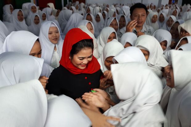 Ziarah ke Makam Syaichona...