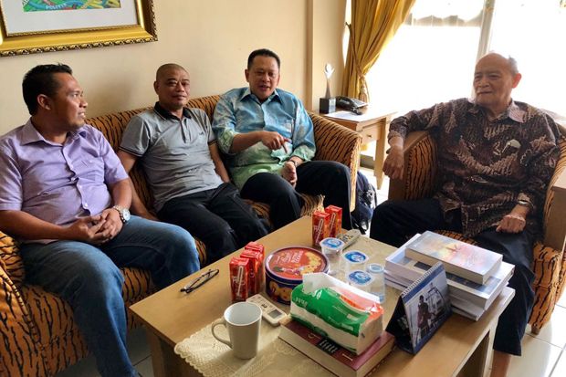 Sowan ke Buya Syafii,...