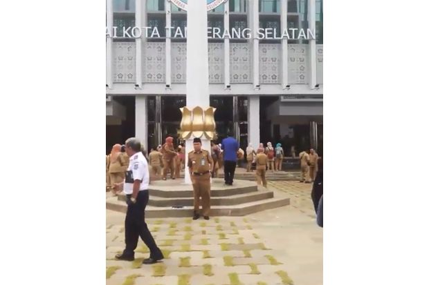 Merasakan Guncangan...