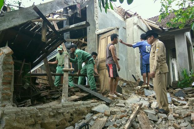 Gempa Lebak, Jumlah...
