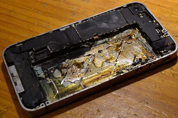 Digigit, Baterai IPhone...