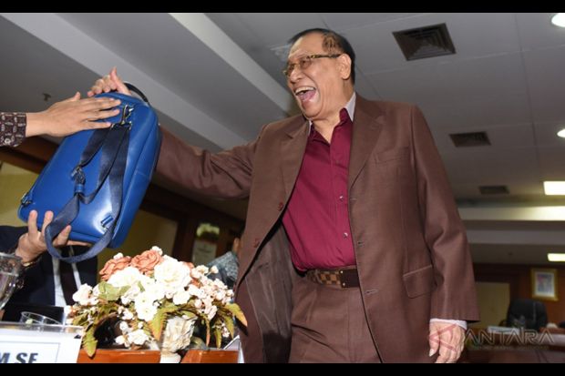 Jadi Ketua Komisi III,...