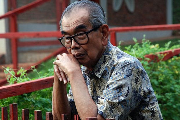 Daoed Joesoef, Mantan...