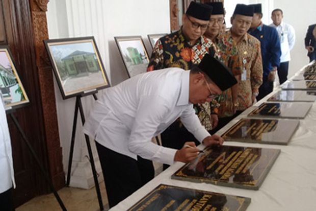 Menteri Agama Usulkan...