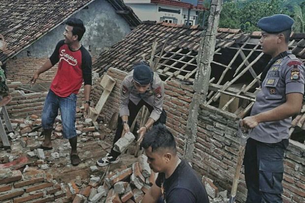 Polda Banten Kirim 2...