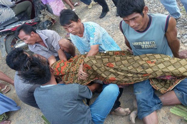 Usai Antar Adik Sekolah,...