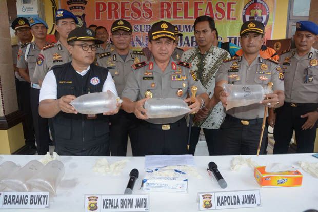 Penyelundupan Ribuan...