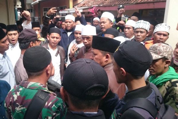 Pelaku Penganiayaan...