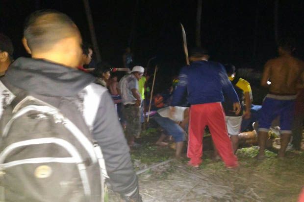 Merokok di Tepi Sungai,...