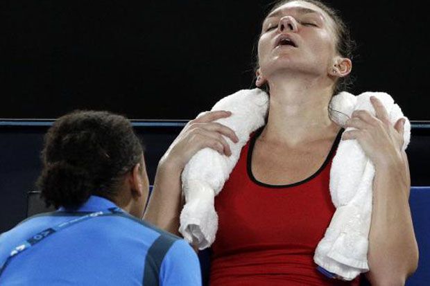 Halep Dirawat di Rumah...
