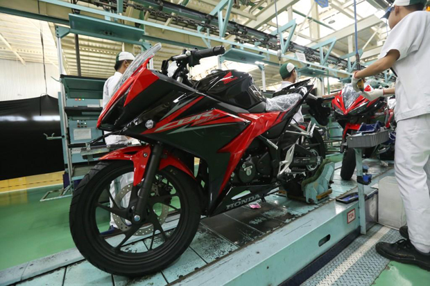 New Honda CBR150R Hadir...
