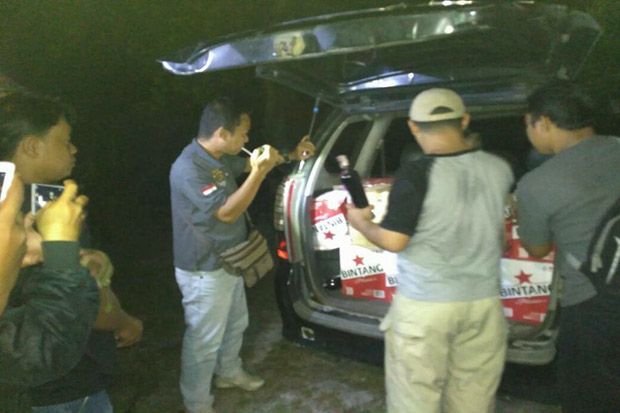 Pasok Ratusan Botol...