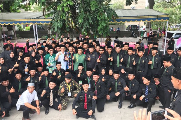Pagar Nusa Setia Membentengi...