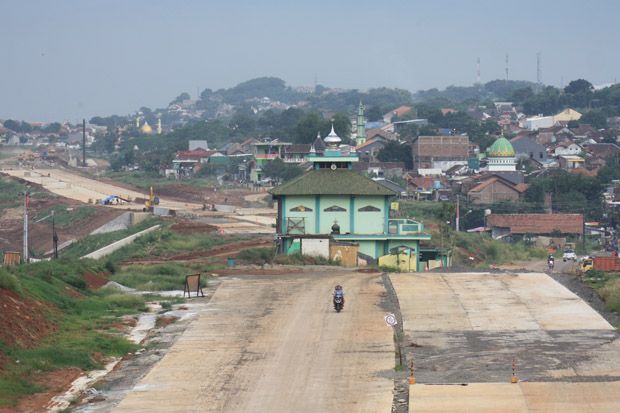 Pembangunan Tol Batang-Semarang,...