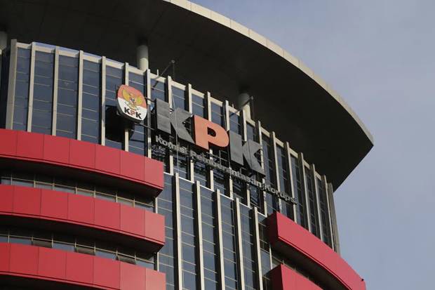 KPK Periksa Mantan Sekda...
